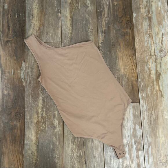 Abercrombie Nude One Shoulder Bodysuit - Picture 1 of 4